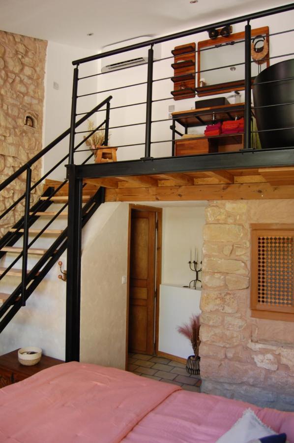 La Bucolique, Chambres Et Jardin D'Hotes 撒波兰 外观 照片
